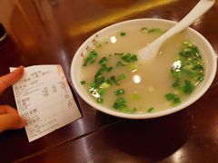 本帮肚肺汤-三两春(浦三路店)