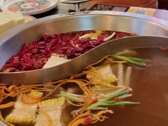 -沸炉重庆老火锅(军事博物馆店)