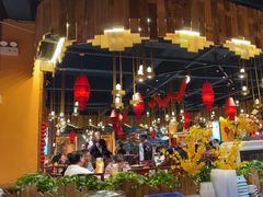 -老滇山寨•云南特色菜•地方菜•民族风情歌舞表演(金碧店)