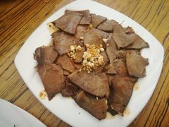 -溢心园香河肉饼总店