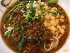碗杂面-沉香牛肉面