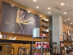 大堂-星巴克(大连柏威年店)