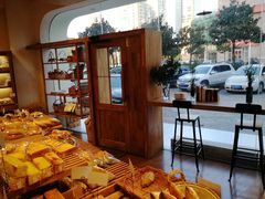 面包甜点陈列柜-那家面包房(珠江路店)