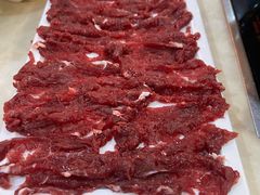 鲜嫩牛肉-潮悦牛肉火锅城(水贝店)