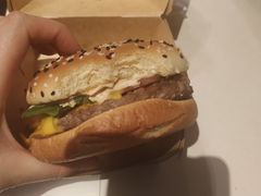 安格斯厚牛培根堡-麦当劳(北京上地十街餐厅店)