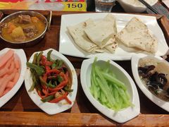 -岗底斯尼泊尔餐厅(万达店)