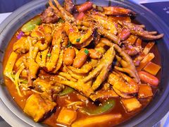 -徐记小怪兽肉蟹煲(中央大街店)