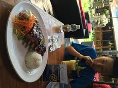-Pundi Pundi Restaurant