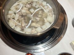 -喃喃椰·糟粕醋·椰子鸡火锅(七堡花园店)