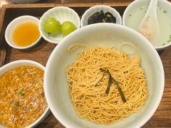 蟹粉黄金捞面-蟹上黄·蟹黄面·江南糖水(人民广场店)