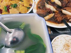 青菜豆腐汤-瑜瑜饭馆