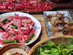 -贵厨酸汤牛肉(花果园国际中心店)