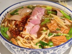 -镇南锅盖面馆(解放路店)