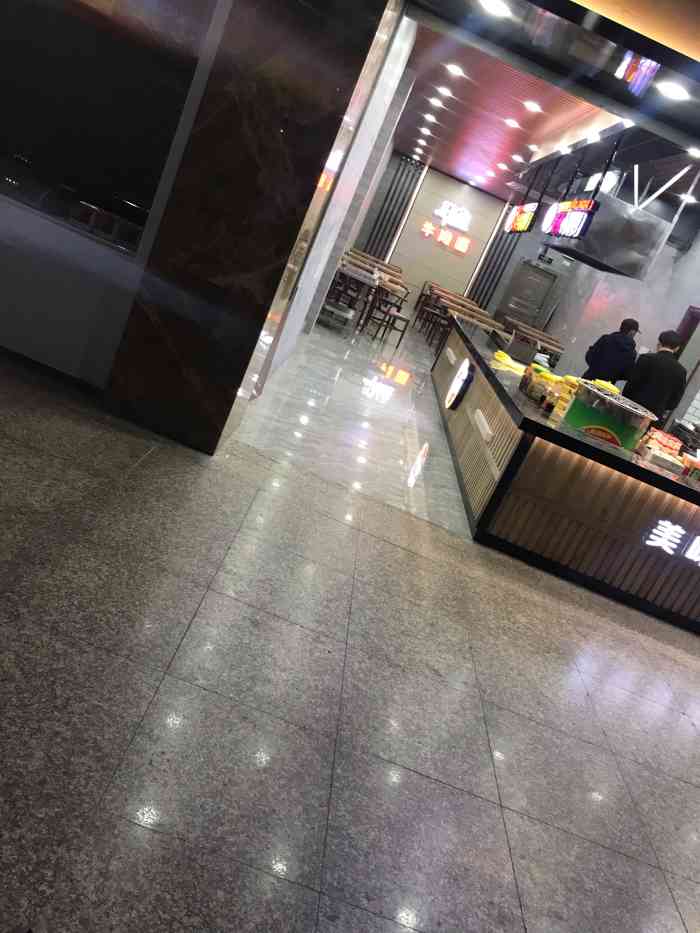 沙迳服务区车炫音乐加油站-"长途跋涉终于到了服务区一下,晚了的原因