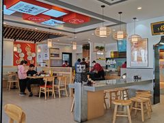 -佬钱湾仔(衣裳街店)