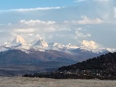 -贡嘎雪山