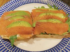 三文鱼牛油果-IL TEATRO 精品意大利餐厅