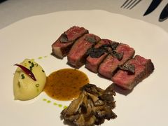 -弦月窗LUNETTE BY AMANDA(复兴路店)