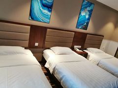 -怡华威斯达酒店(重庆医科大学附属儿童医院店)