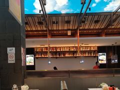 -阿瓦山寨·湘菜现炒·剁椒鱼头王(咸阳总店)