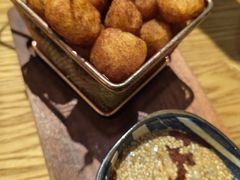 -金孔雀德宏傣味餐馆(魏公村店)