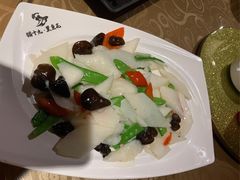山药炒木耳-三猫黑鱼花(南大店)