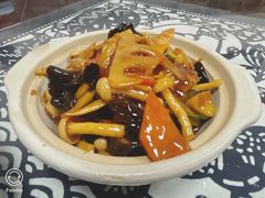 自制面筋煲-三林本帮馆(中林街店)