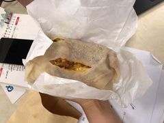 卤肉卷馍-门庭若市豆浆油条(恒生广场店)
