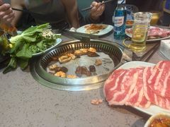 -金滏山·烤肉海鲜火锅自助(襄阳万达店)
