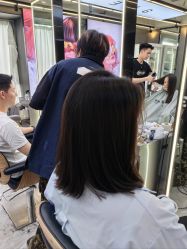 -藤野造型烫发染发