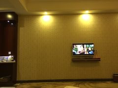 -云浦中英假日酒店(乐从家具城店)