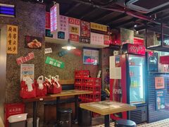 -肥汁米蘭香港米线(定西路店)