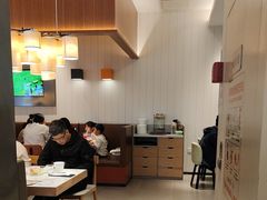 -菲滋意式餐厅(临海银泰店)