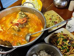 -苗湘食府(十年店)