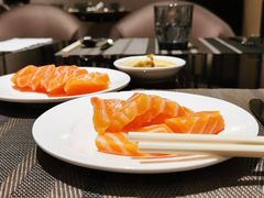 -广州万富希尔顿酒店·感趣自助餐厅·金秋蟹宴生蚝海鲜刺身