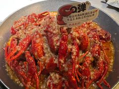 -巴厘龙虾·榜首油焖大虾(音乐学院·沿江酒馆店)