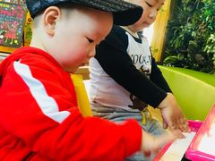 -乐融儿童之家早教托育(燕郊校区)