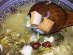 -周鱼小馆石锅酸菜鱼(活力汇店)