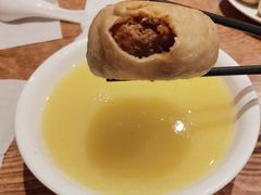 -清真吴记门钉肉饼·喜多利