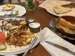 -ELI FALAFEL Lebanese&Mediterranean黎巴嫩美食(富城路店)