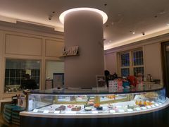 面包甜点陈列柜-PAUL LAFAYET 法式甜品(港汇广场店)