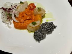 煎扇贝配红椒泡沫佐柚子胡椒酱-王品牛排(郑州大卫城店)