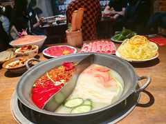 -萍姐火锅·公路夜市(武汉首店)