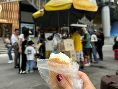 -詹爷爷乌节路街头冰淇淋