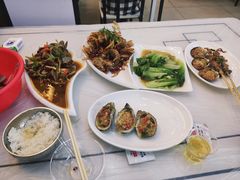 -覃记海鲜美食餐厅