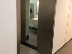 -新虹桥中心大厦