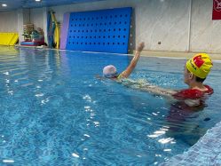 -子木乐园婴儿游泳馆(水晶港店)