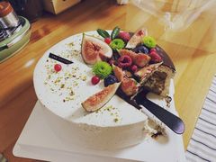 -小苍兰风铃草·礼物蛋糕(沈阳店)