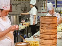 -馋三尺蟹粉小笼(人民广场店)