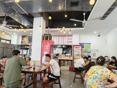 -裕新楼粉面馆·石磨手工粉(四方坪店)
